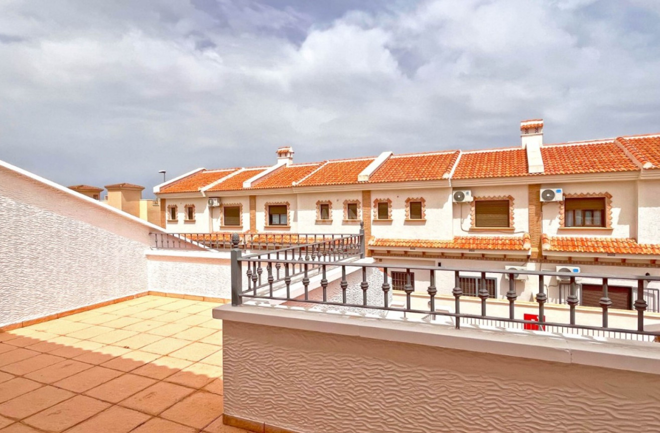 Resale - Townhouse - San Miguel de Salinas - Inland