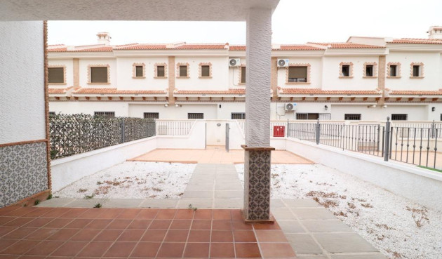 Resale - Townhouse - San Miguel de Salinas - Inland