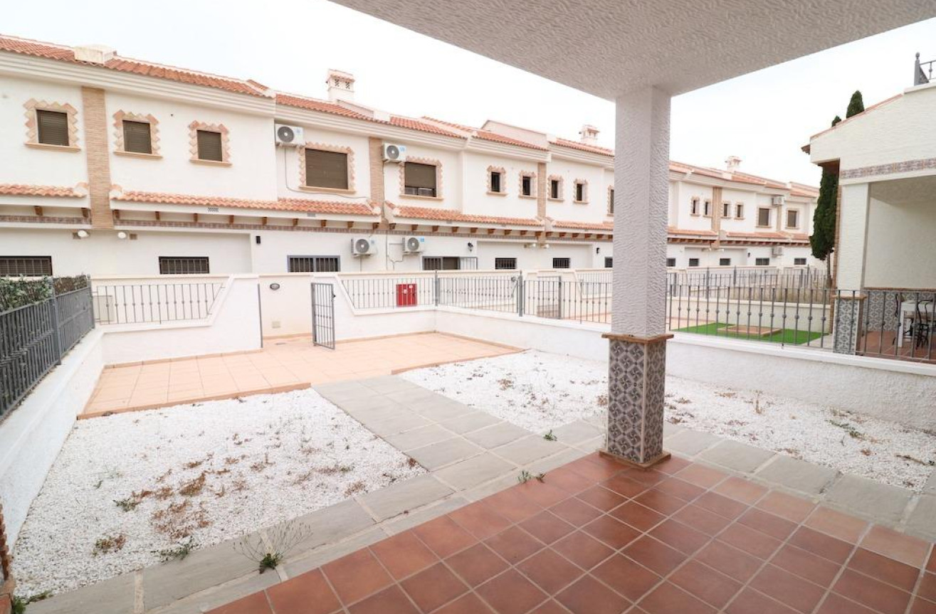 Resale - Townhouse - San Miguel de Salinas - Inland