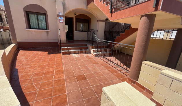 Reventa - Bungalow - Torrevieja - Aguas Nuevas 1