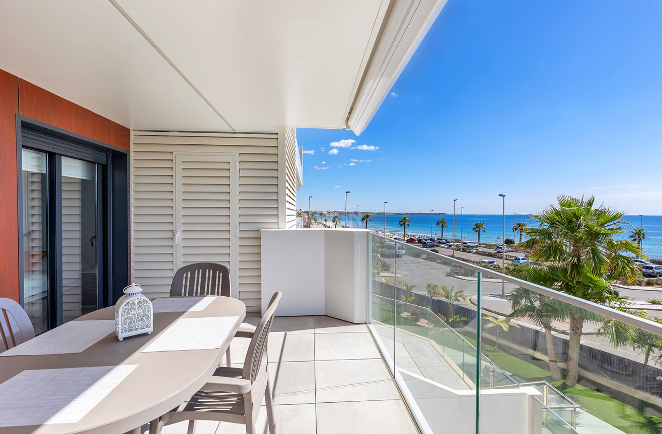 Resale - Apartment / flat - Mil Palmeras - Costa Blanca