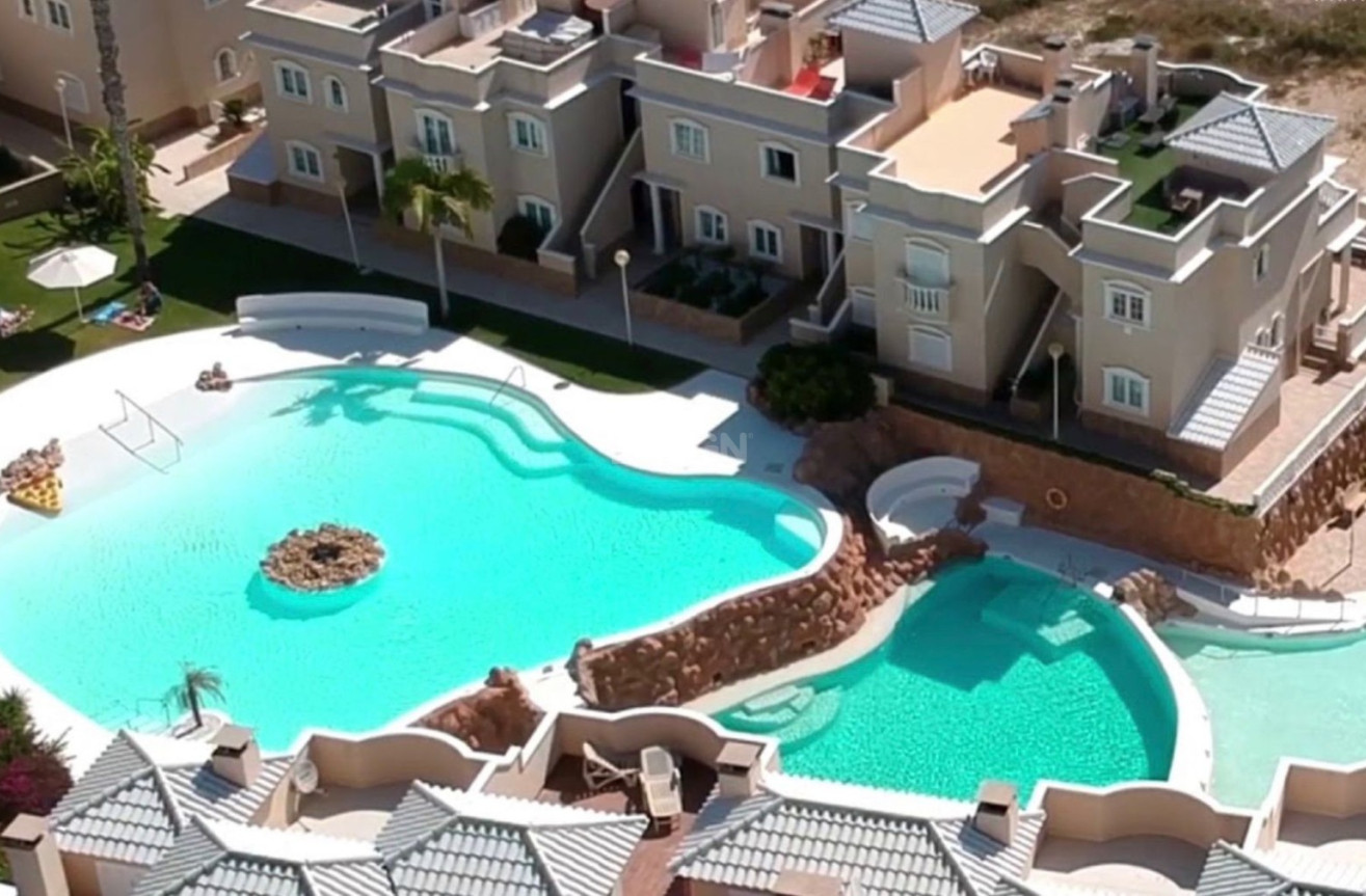 Resale - Apartment / flat - Guardamar del Segura - Costa Blanca