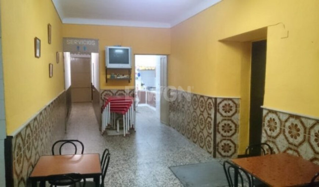 Resale - Commercial - Alora - Inland