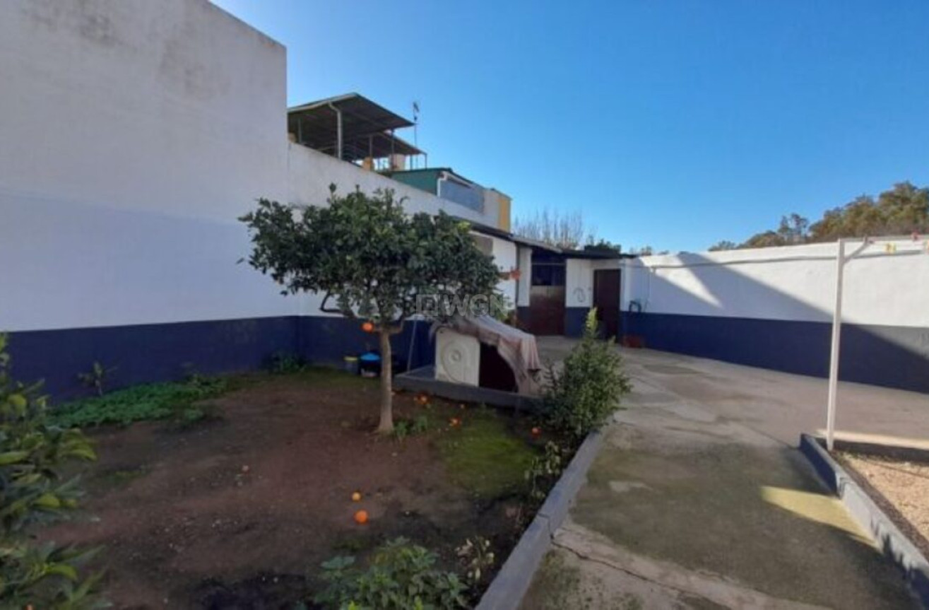 Resale - Townhouse - Pizarra - Inland