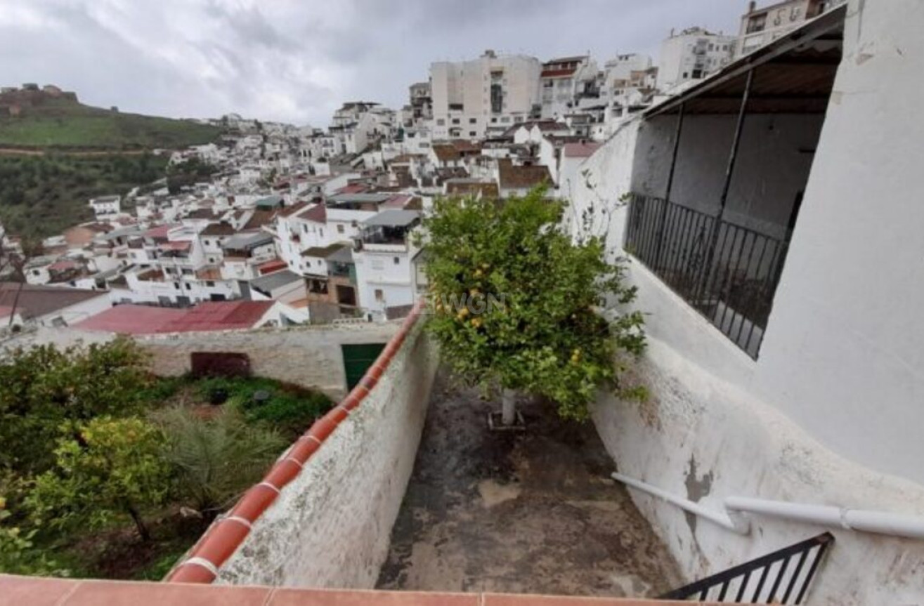 Resale - Townhouse - Alora - Inland