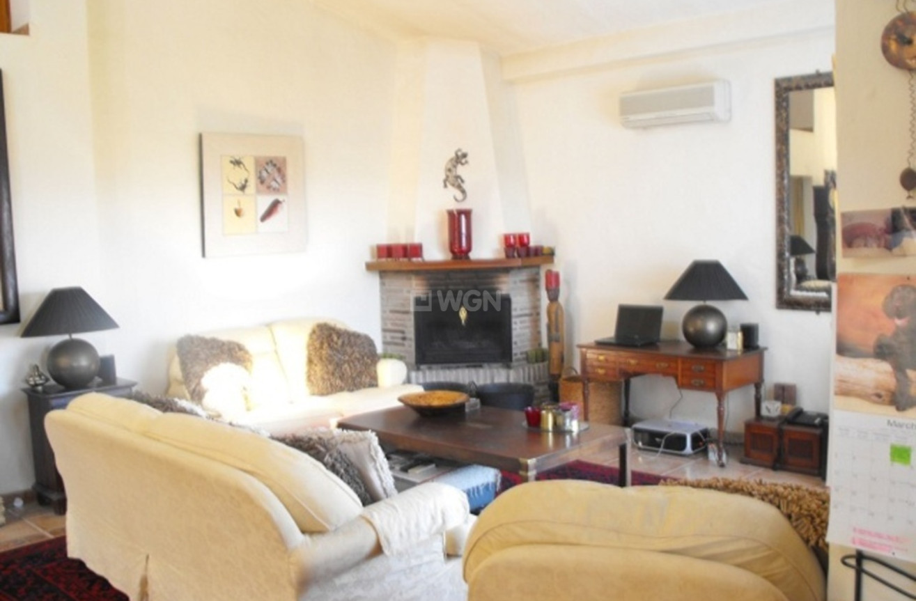 Resale - Villa - Alhaurin el Grande - Inland