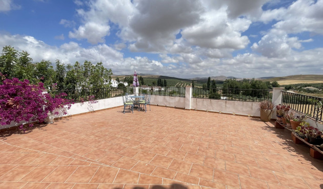 Resale - Townhouse - Serrato - Inland