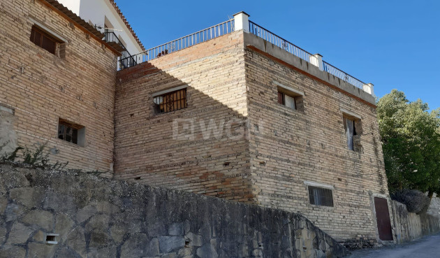 Resale - Townhouse - Serrato - Inland