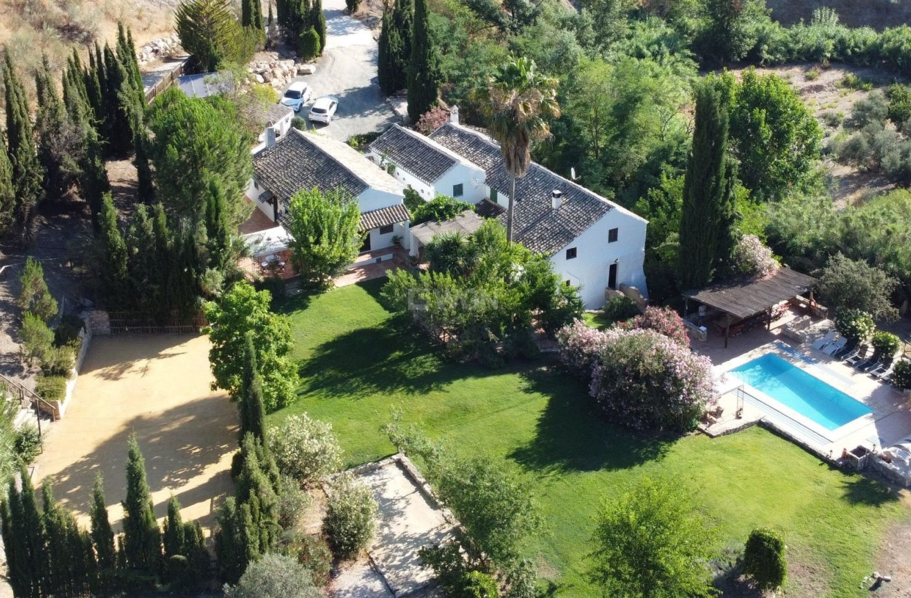 Resale - Country House - Villanueva de Tapia - Inland