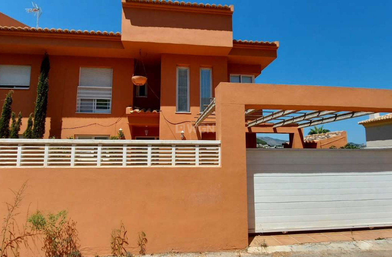 Odsprzedaż - Villa - Calpe - Costa Blanca