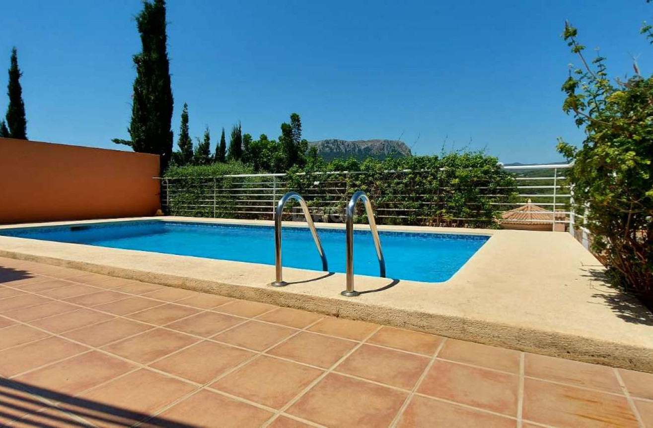 Odsprzedaż - Villa - Calpe - Costa Blanca