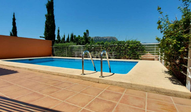 Odsprzedaż - Villa - Calpe - Costa Blanca