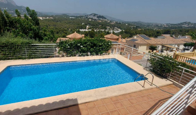 Odsprzedaż - Villa - Calpe - Costa Blanca