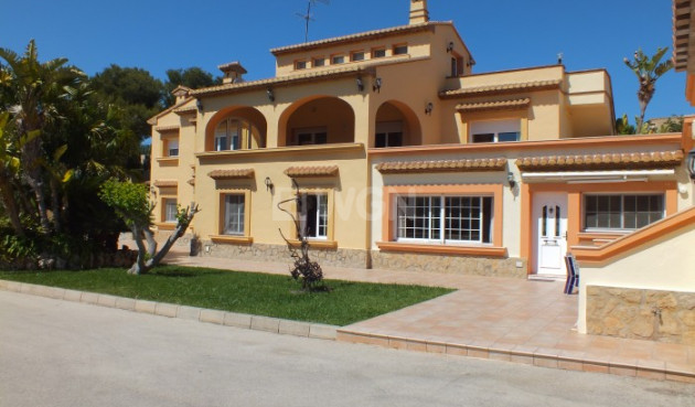 Resale - Villa - 3574 - Inland