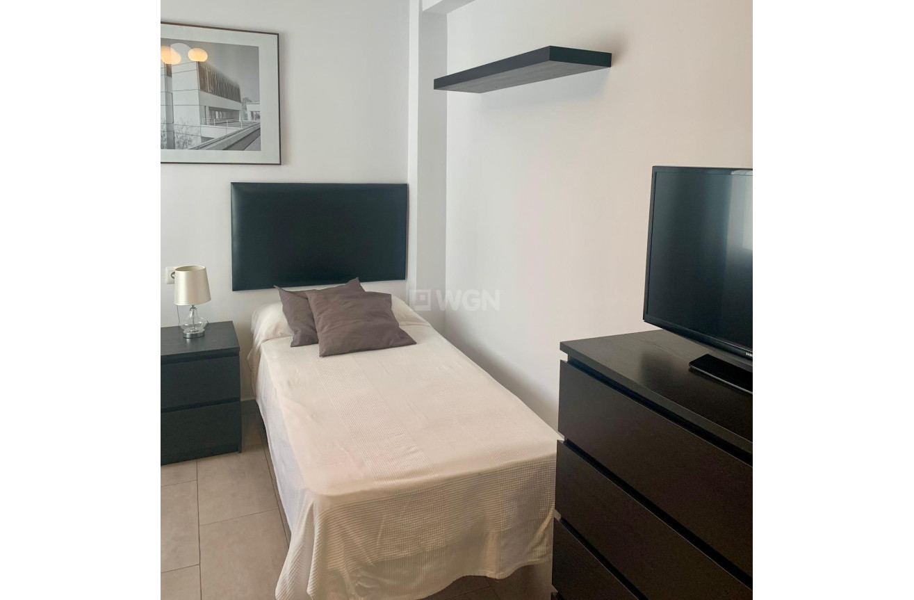 Resale - Apartment / flat - Málaga - Cruz De Humilladero- Paseo De Los Tilos