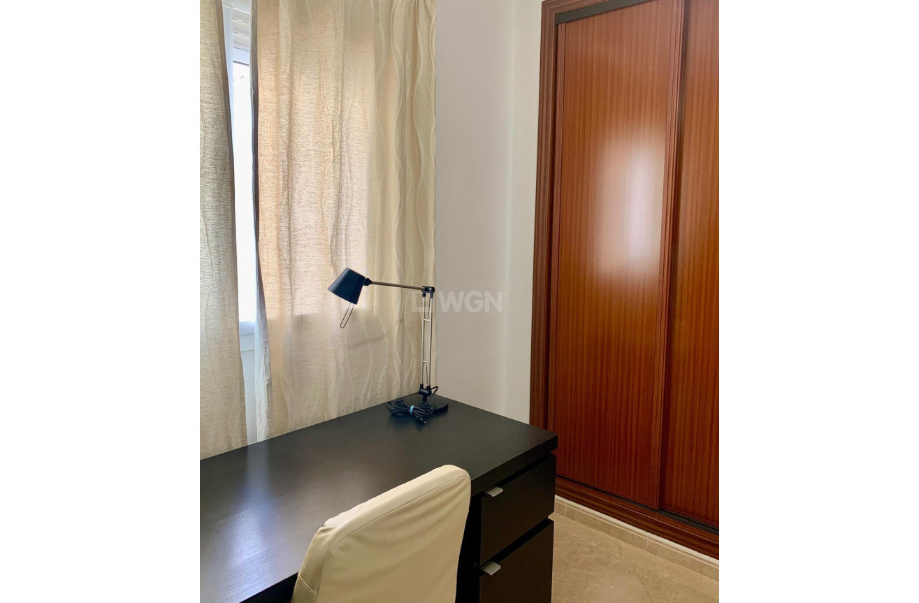 Resale - Apartment / flat - Málaga - Perchel Sur - El Bulto