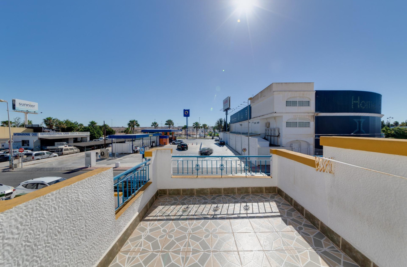 Odsprzedaż - Semi Detached - Torrevieja