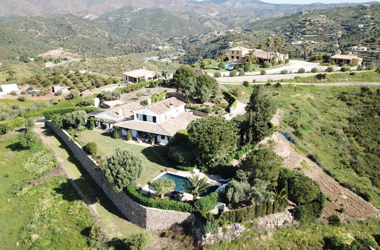 Resale - Country House - Mijas Costa - Costa del Sol