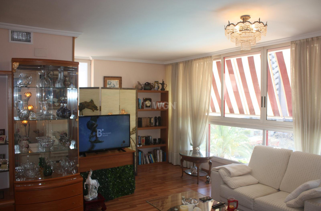 Resale - Apartment / flat - Benidorm - Costa Blanca