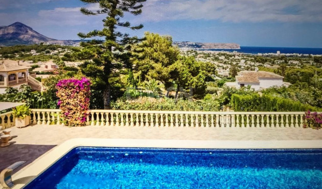 Odsprzedaż - Villa - Jávea - Costa Blanca