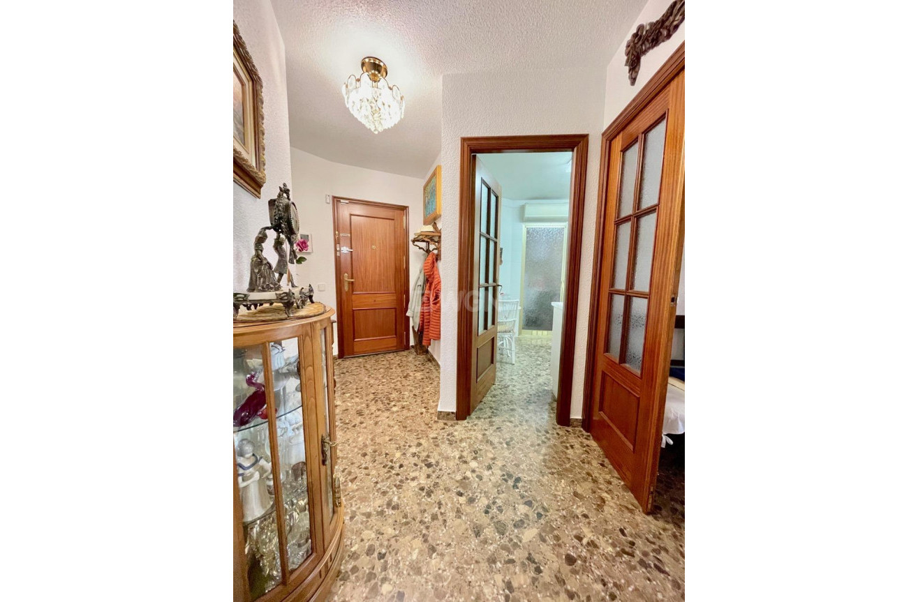 Reventa - Apartamento / piso - Benidorm