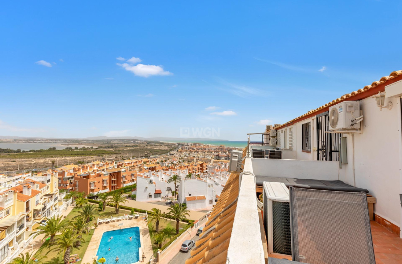 Resale - Apartment / flat - Torrevieja - Torre La Mata