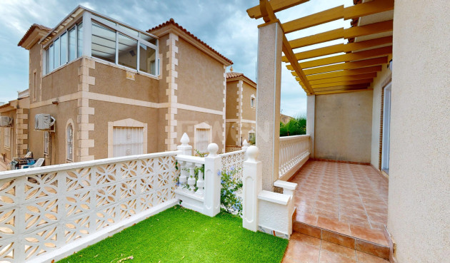 Resale - Townhouse - San Miguel de Salinas - Inland