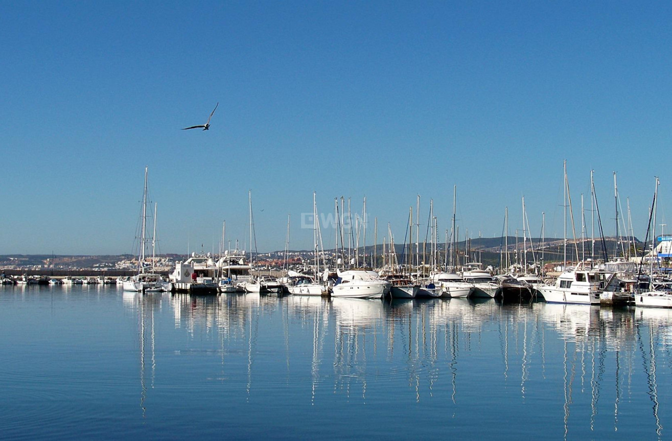 Nowy budynek - Daszek - Estepona - Buenas Noches