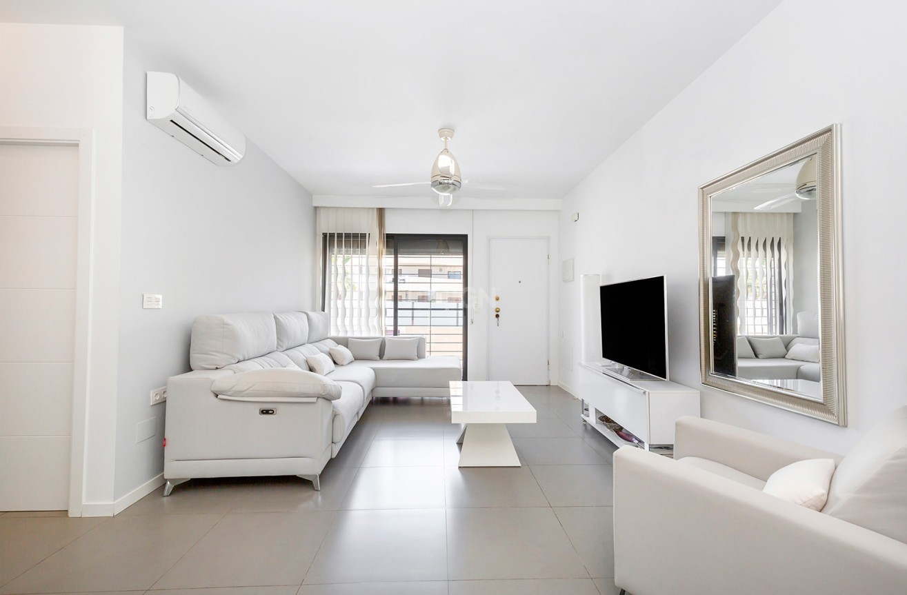 Resale - Apartment / flat - Torre de la Horadada - Costa Blanca