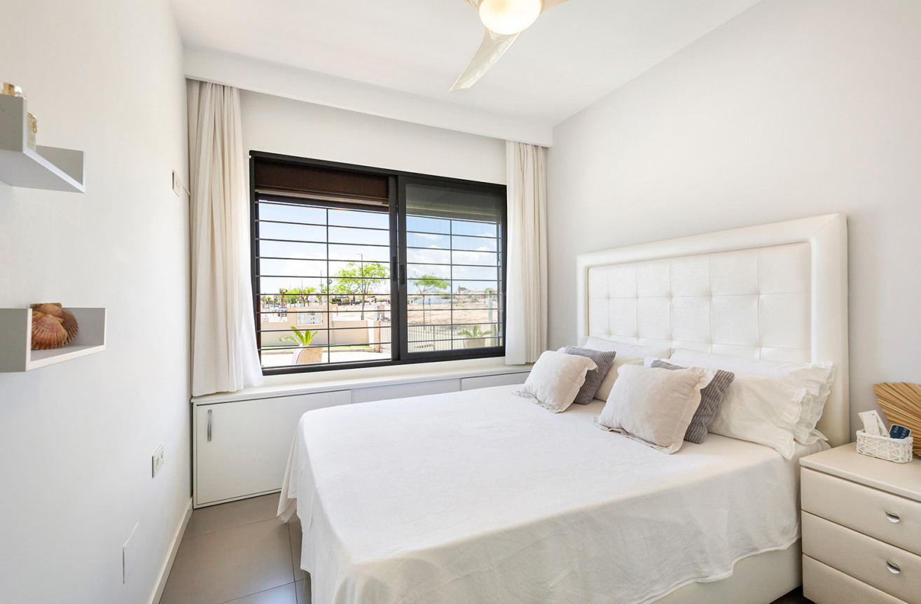 Resale - Apartment / flat - Torre de la Horadada - Costa Blanca