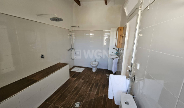 Resale - Townhouse - Mula - Baños De Mula