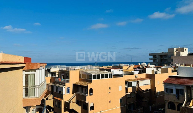 Resale - Apartment / flat - La Mata - Costa Blanca