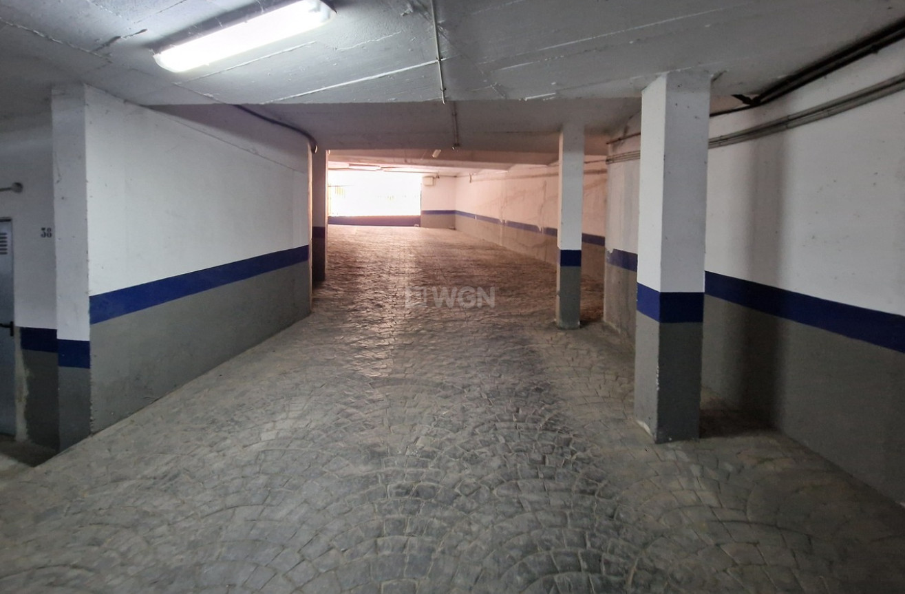 Resale - Apartment / flat - Alcaucín - Inland