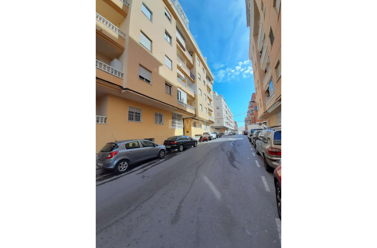 Reventa - Apartamento / piso - Torrevieja - Costa Blanca