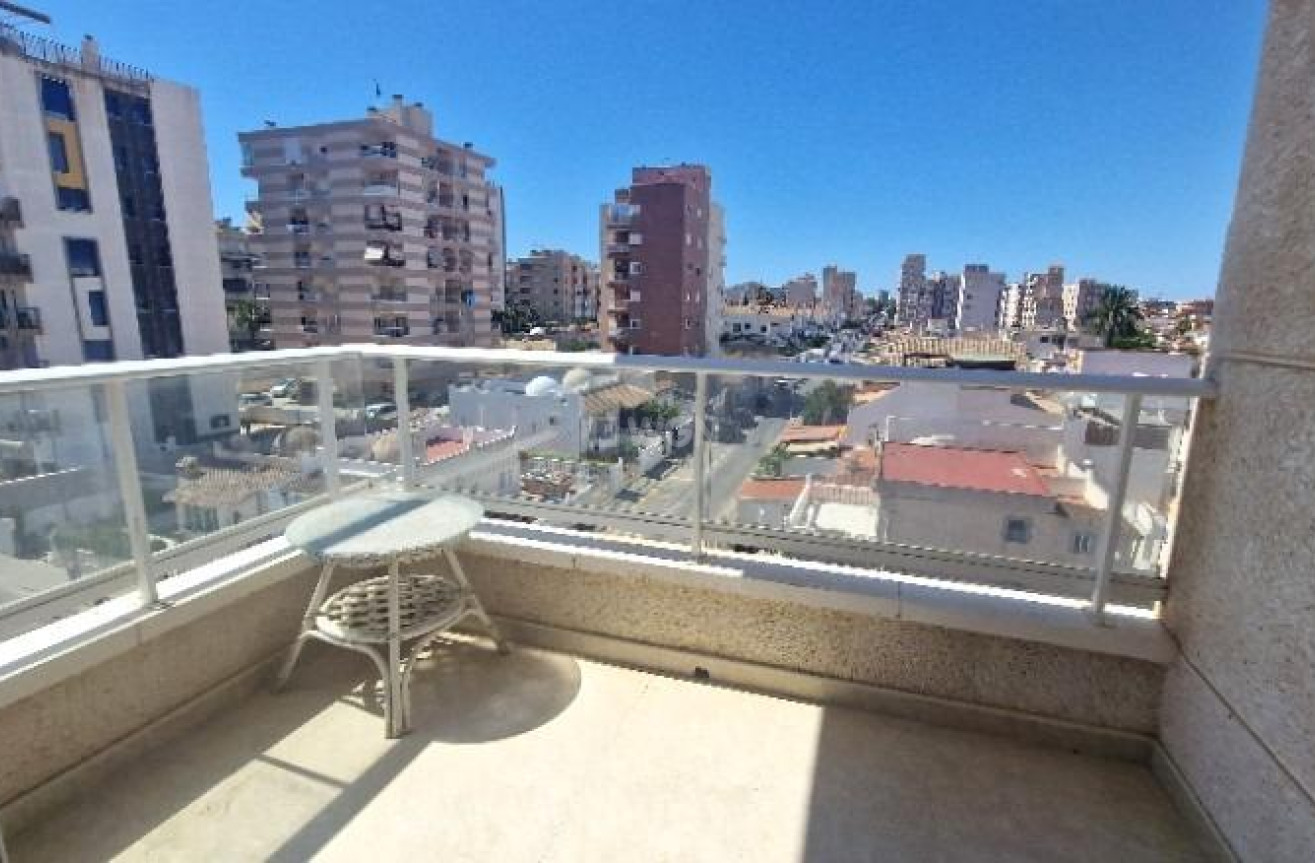 Resale - Apartment / flat - Torrevieja - Nueva Torrevieja