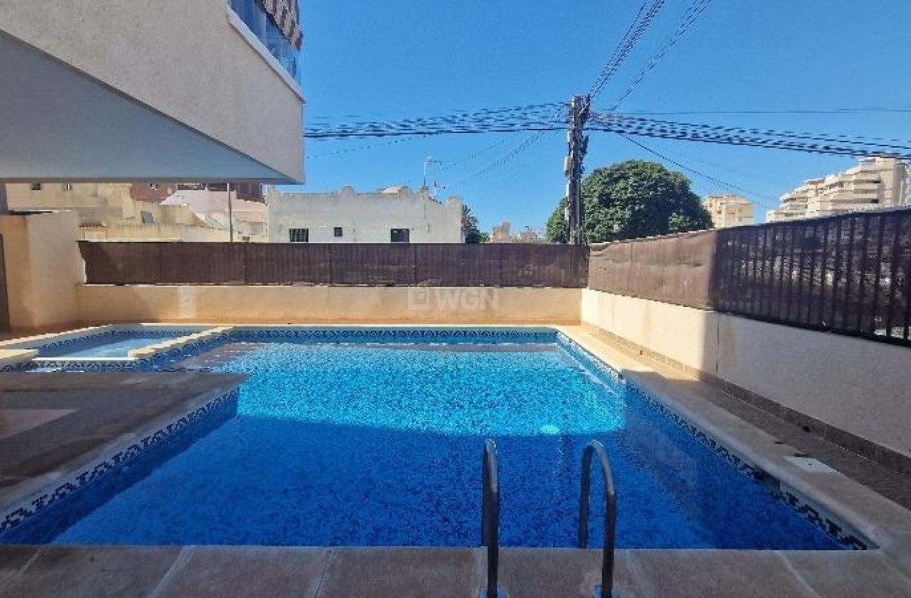 Resale - Apartment / flat - Torrevieja - Nueva Torrevieja