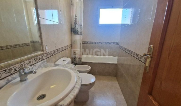 Resale - Apartment / flat - Torrevieja - Nueva Torrevieja