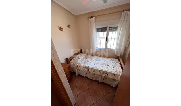 Resale - Apartment / flat - Torrevieja - Eliseos Playa