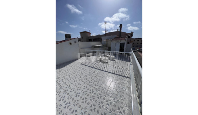 Reventa - Apartamento / piso - Torrevieja - Eliseos Playa