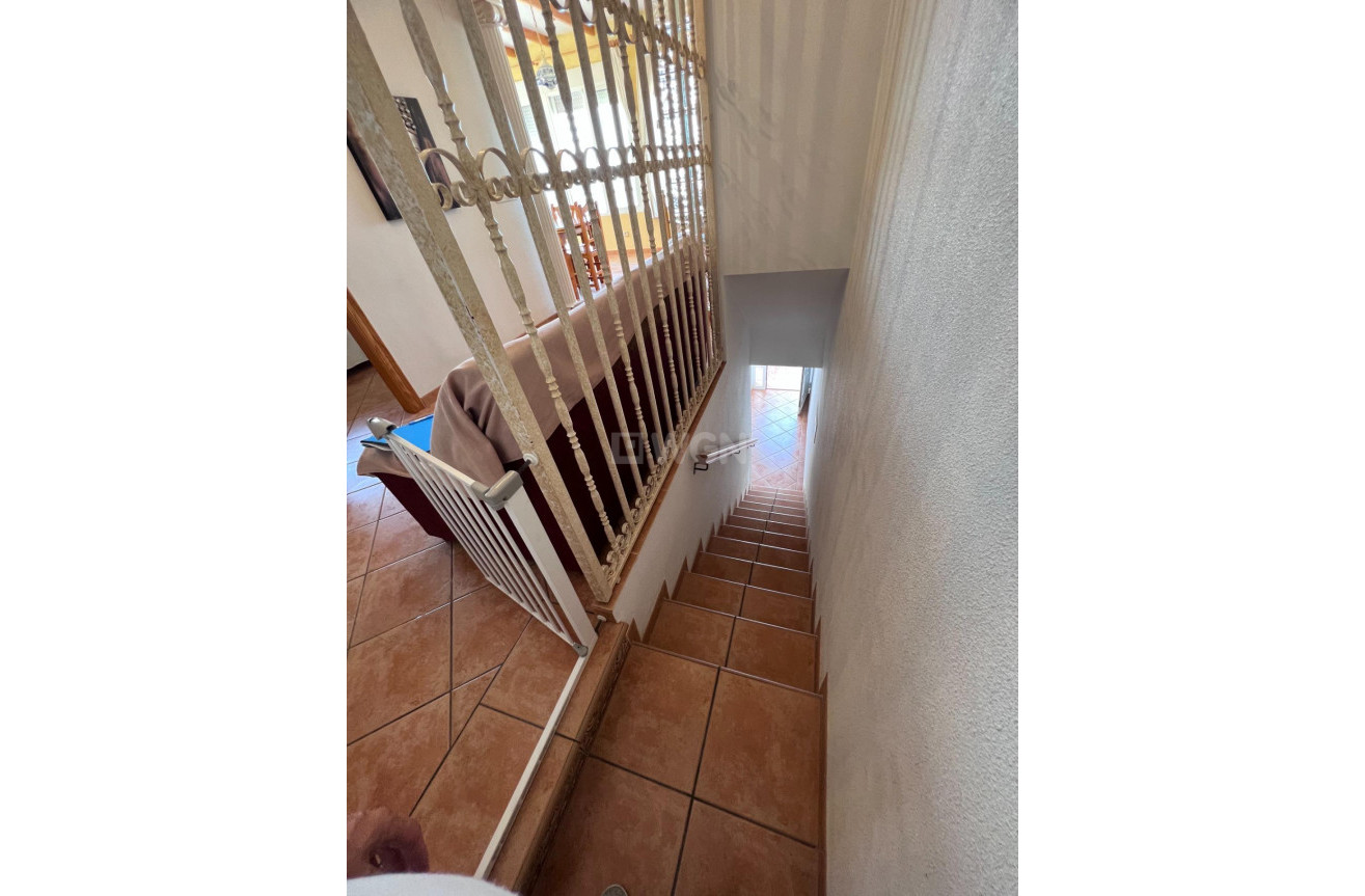 Resale - Apartment / flat - Torrevieja - Eliseos Playa