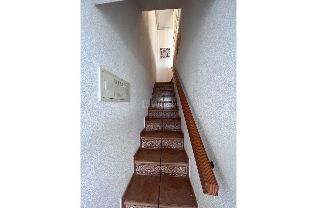 Resale - Apartment / flat - Torrevieja - Eliseos Playa