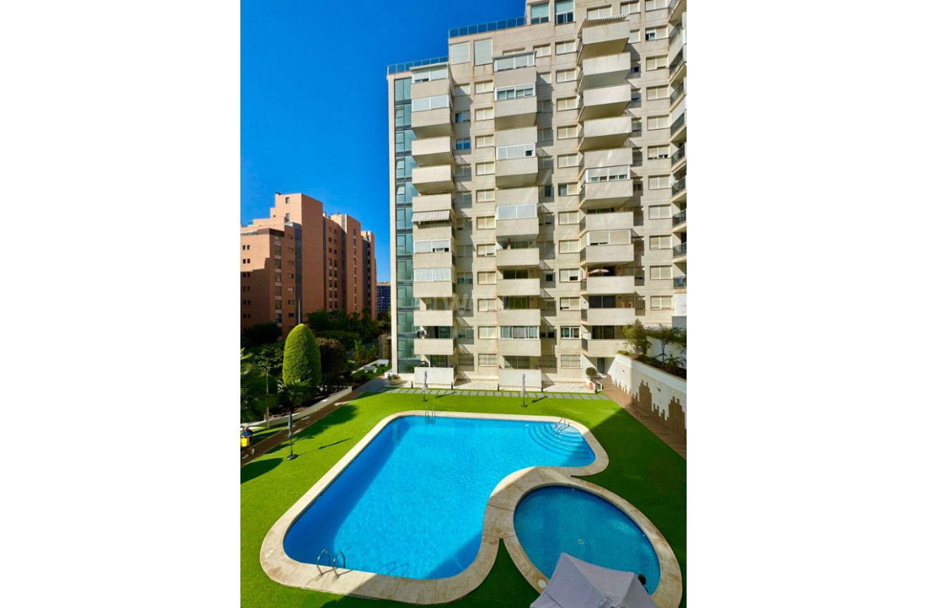 Resale - Apartment / flat - Villajoyosa - Costa Blanca