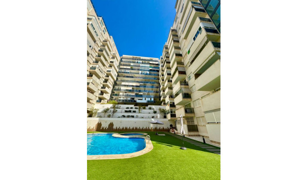 Resale - Apartment / flat - Villajoyosa - Costa Blanca