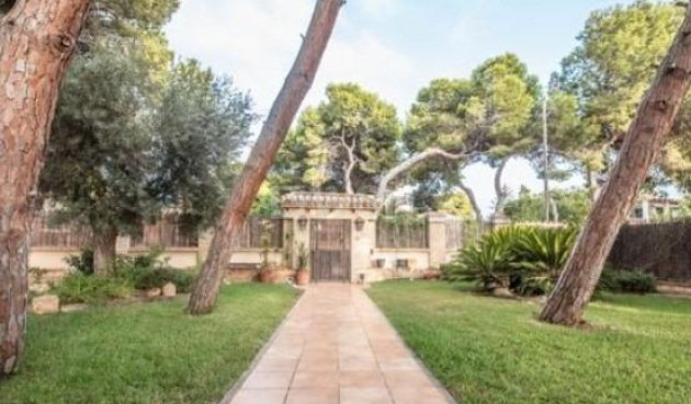 Resale - Villa - Orihuela Costa - Punta Prima