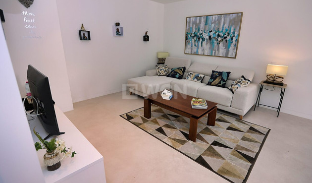 Resale - Villa - Orihuela - Las Colinas Golf