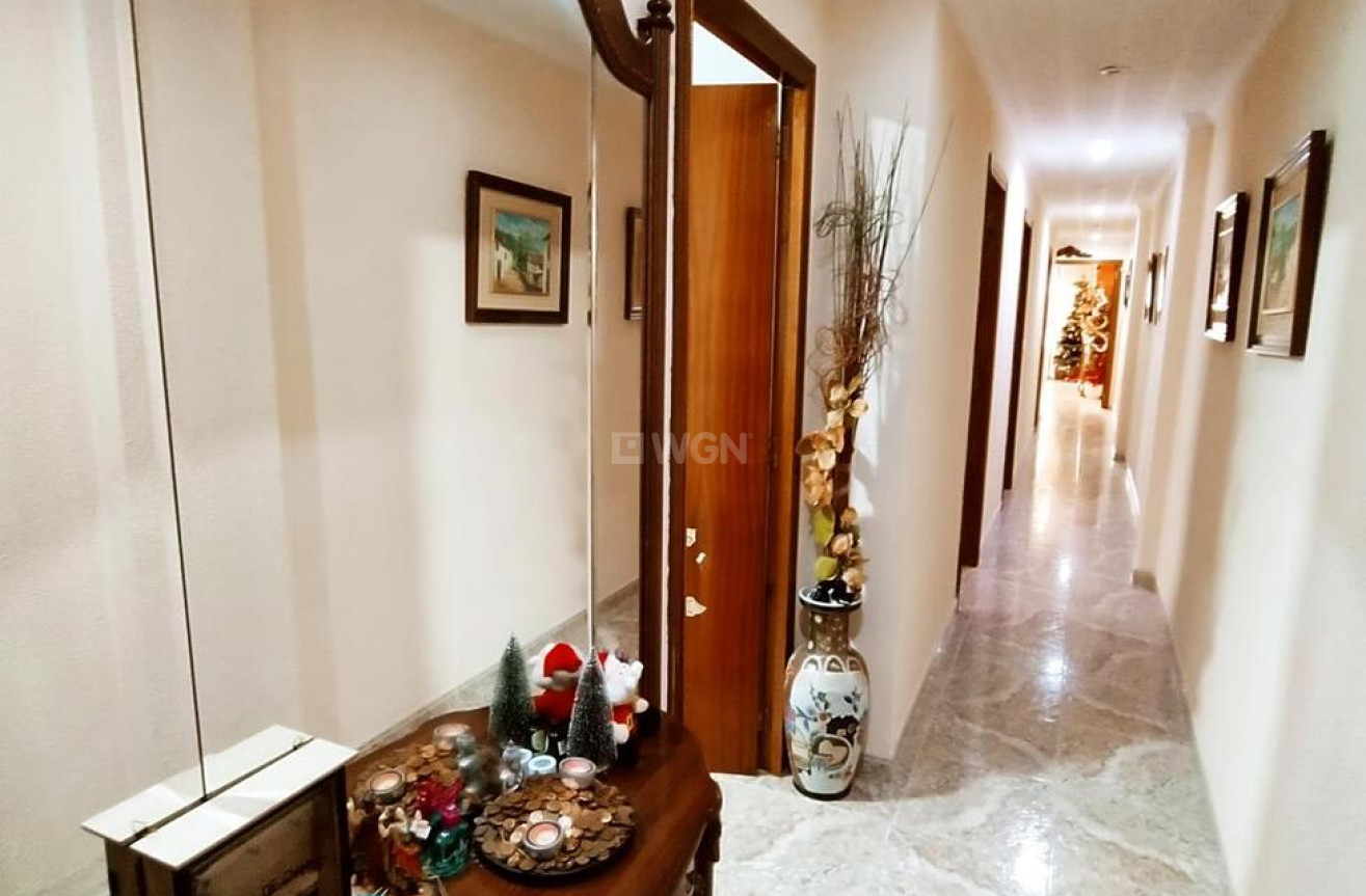 Resale - Apartment / flat - Torrevieja - Acequion