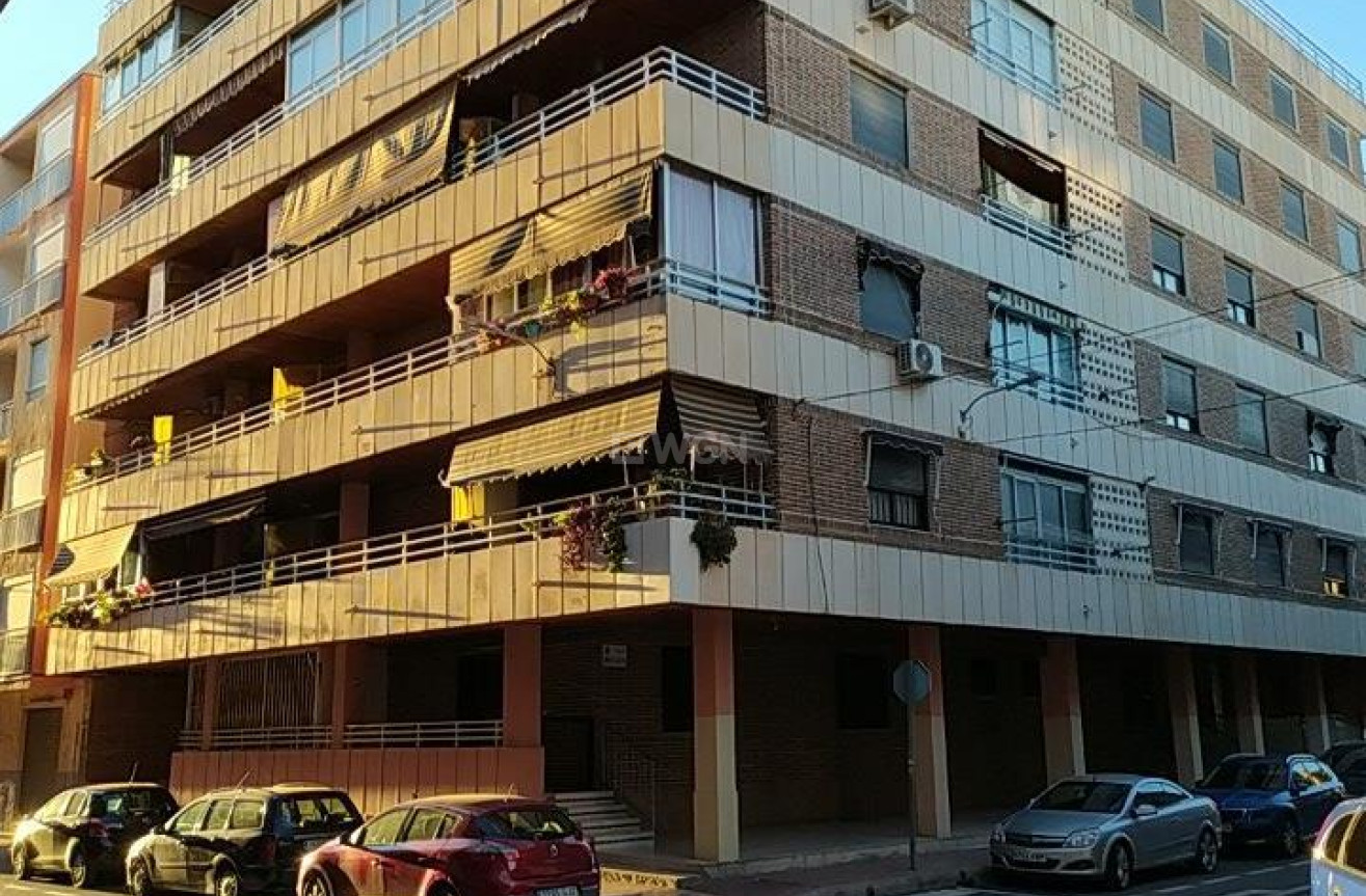 Reventa - Apartamento / piso - Torrevieja - Acequion