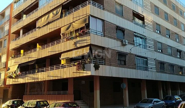 Resale - Apartment / flat - Torrevieja - Acequion