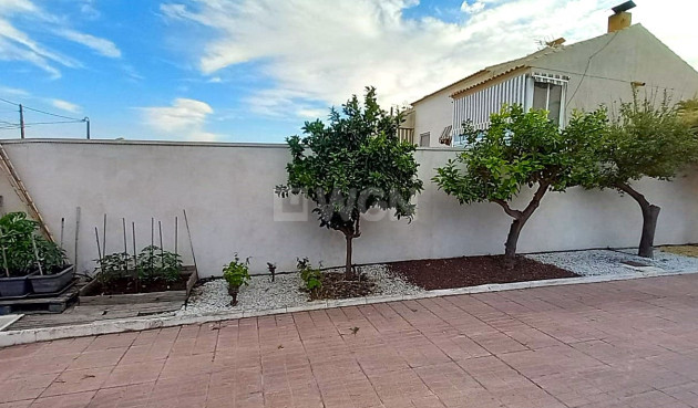 Odsprzedaż - Villa - La Nucía - Costa Blanca