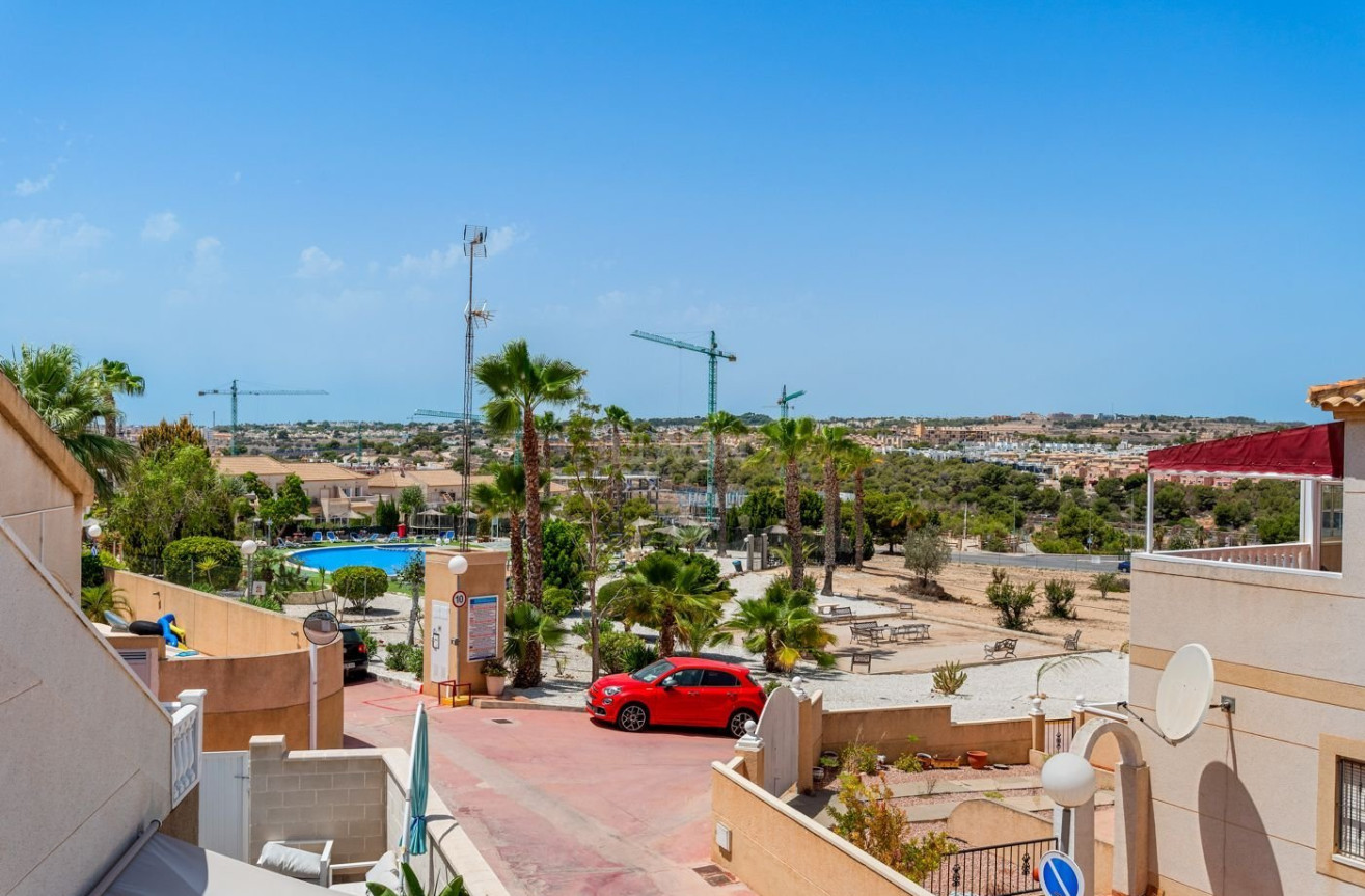 Resale - Villa - Orihuela Costa - Costa Blanca